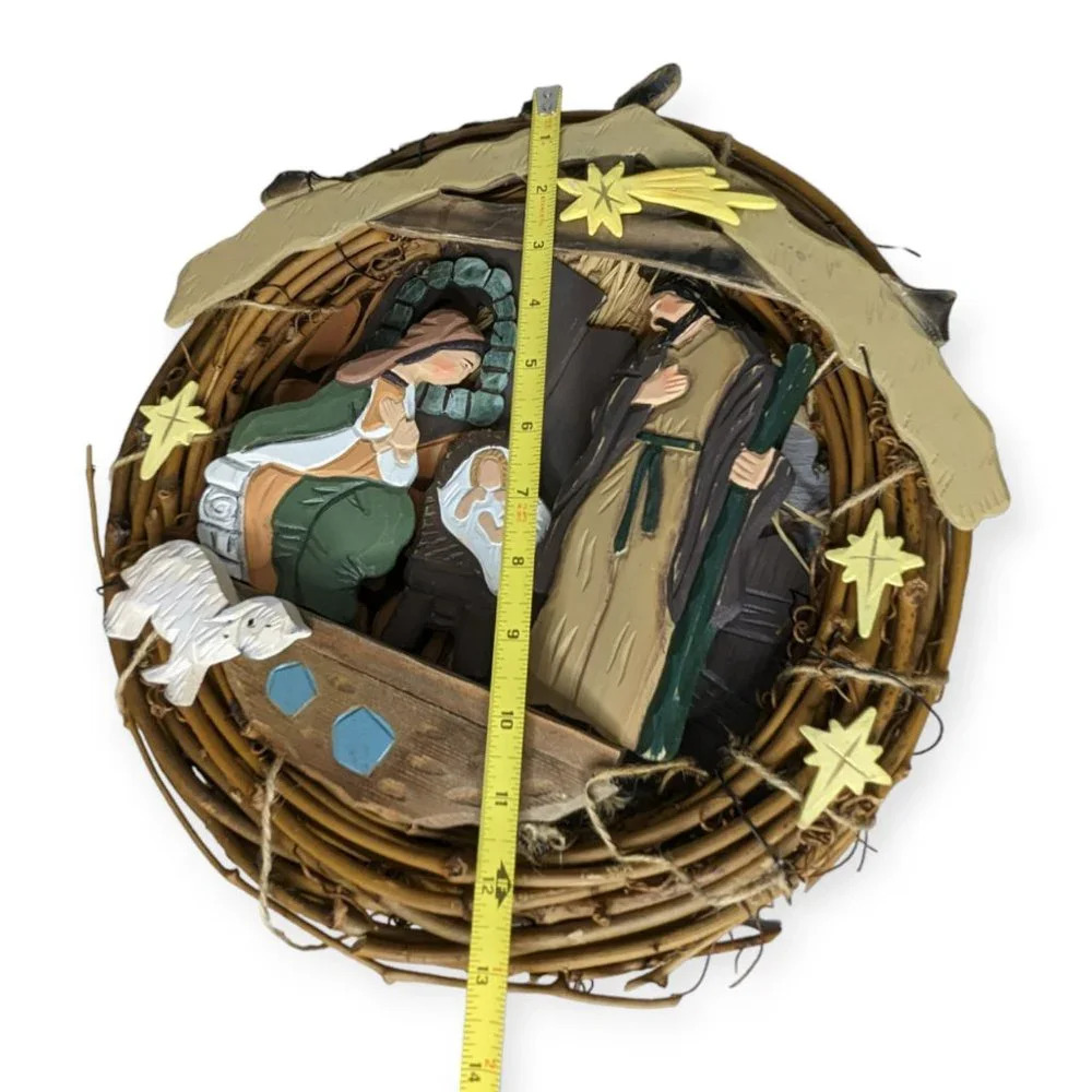 Beautiful Christmas Nativity Grapevine Wreath 13.